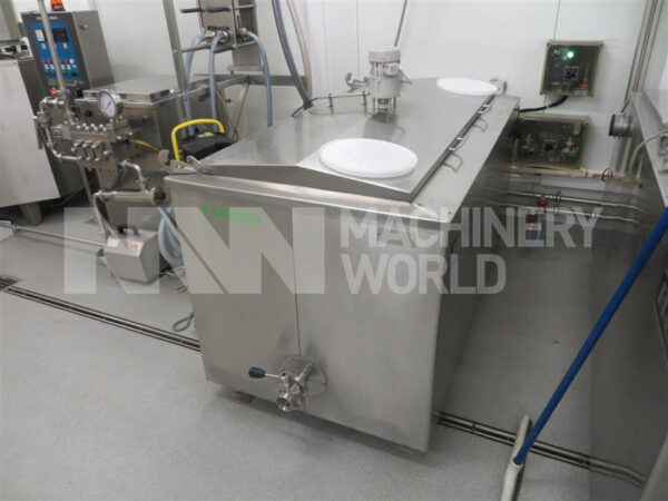 Packo Bulk Milk Tank with Slow Speed Mixer - 600 ltr