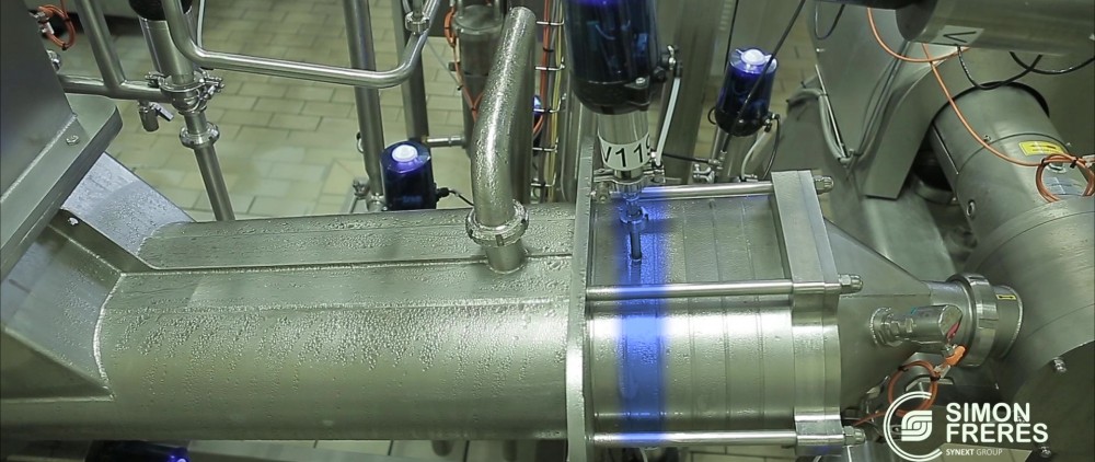 Continuous butter making machine