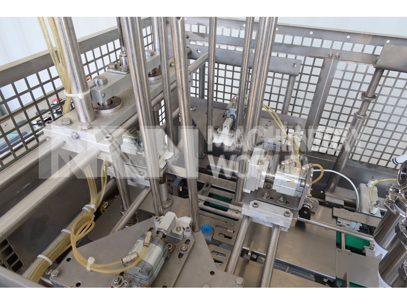 Tetra Pak (MCM) RL Ice Cream Filling Machine - 0.5 to 3L - Image 5