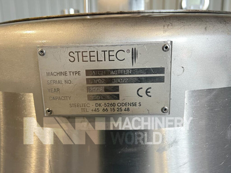 300 Ltr Steeltec Stainless Steel Jacketed Mix Tank - Image 5