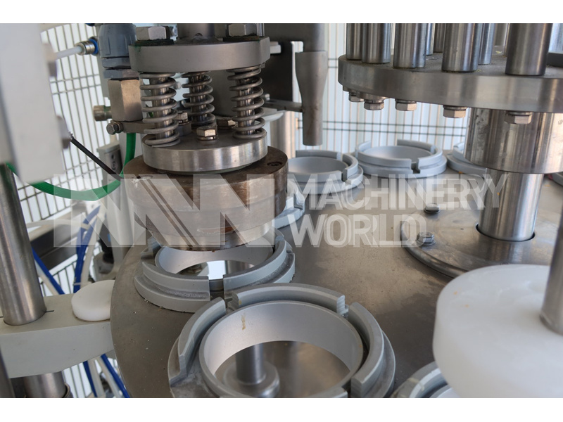 ROKK RR 3800 Ice Cream Rotary Filling Machine (2012) - Image 5