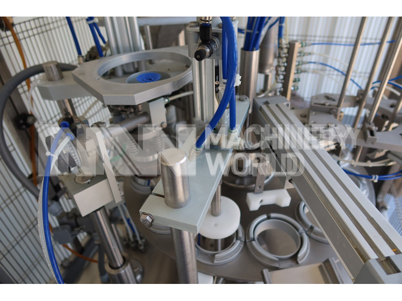 ROKK RR 3800 Ice Cream Rotary Filling Machine (2012) - Image 6