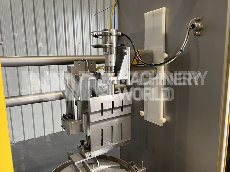 Groba UCM 400 Ultrasonic Cheese Cutting Machine (2010) - Image 4