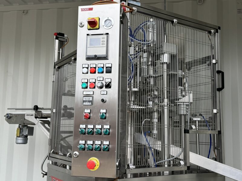 ROKK RR 3800 Ice Cream Rotary Filling Machine - 125ml & 500ml CUP (Year 2021) - Image 4
