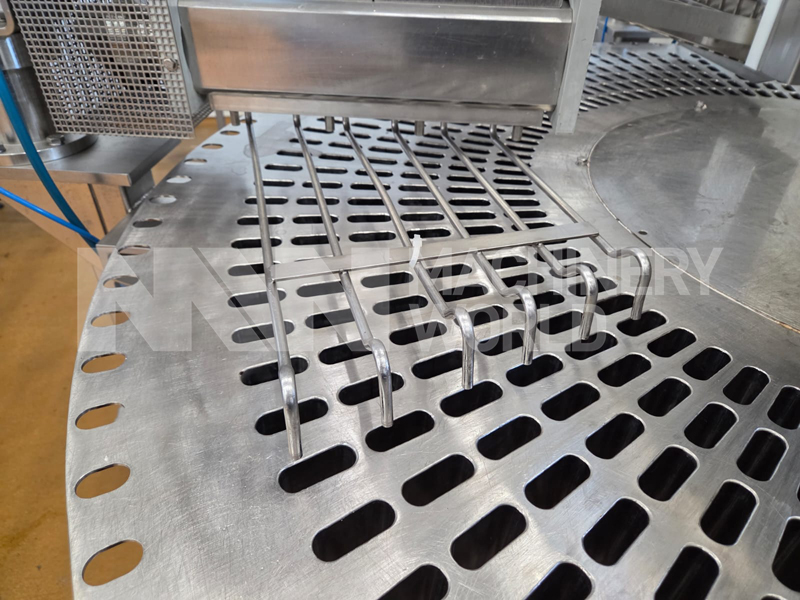 Laief GSL 3 Model Rotary 6 Wide Ice Lolly Popsicle Moulding Machine - 6,000 pcs/hour (Year 2019) - Image 3