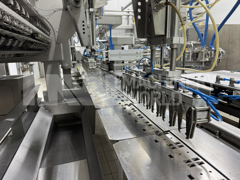 Vojta Arctic CX 800/8 Extrusion Line; Magnum, Mini-Magnum, Funny Face, Sandwich - 15.000 pcs/h (Year 2016) - Image 7