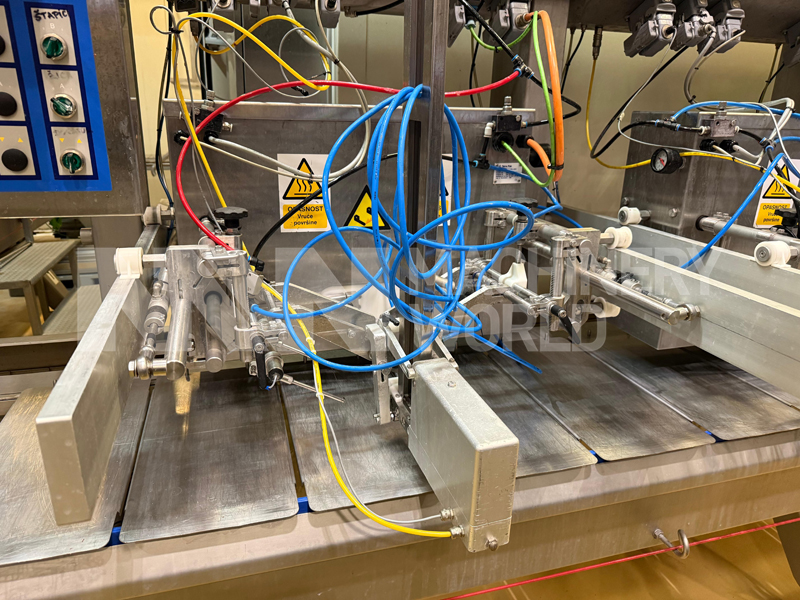 Tetra Pak Straightline SL 1100-F2 Ice Cream Stick Extrusion Line; Magnum - 27.000 pcs/h (Year 2008) - Image 7