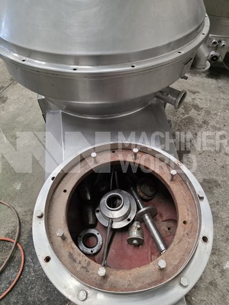 55,000 LPH GEA Westfalia MSD 300-96-777 Whey Clarifier (Incomplete) - Image 5