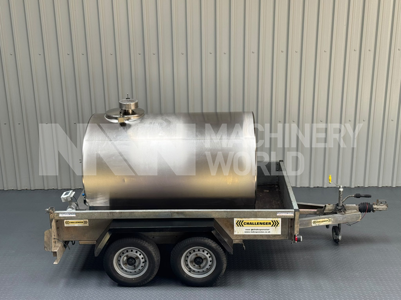 1,500 Litre Milkplan Horizontal Milk & Liquid Tank on Trailer with Pump, Flowmeter & CIP Cleaning System (Year 2022) - Image 2