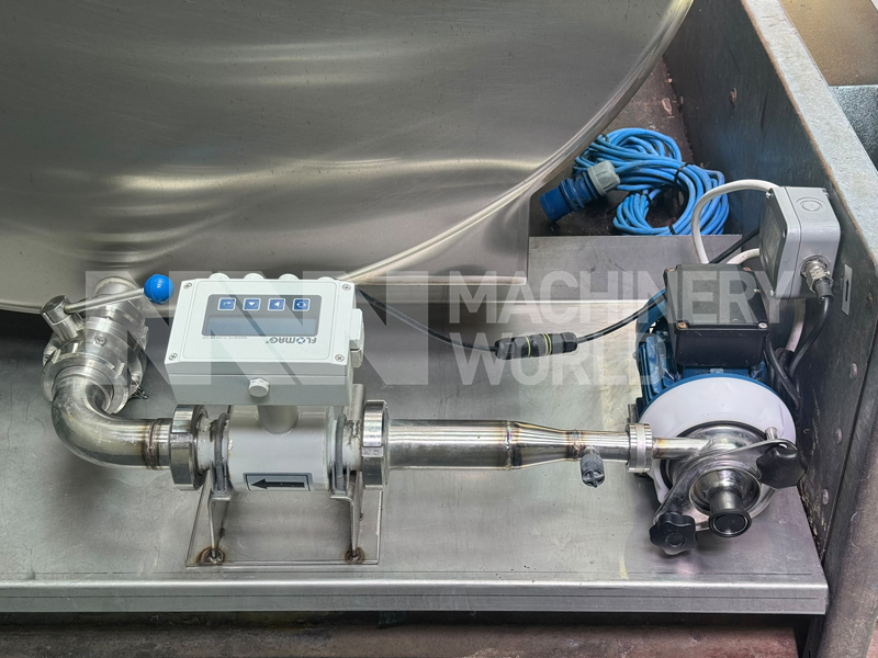 1,500 Litre Milkplan Horizontal Milk & Liquid Tank on Trailer with Pump, Flowmeter & CIP Cleaning System (Year 2022) - Image 6