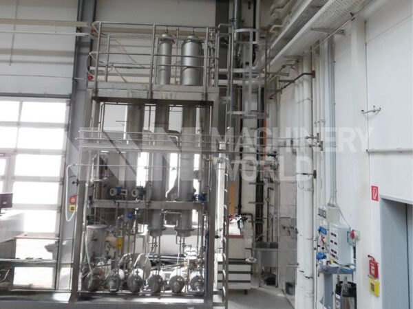 120kg per hour APV 2FFTE-TVR1 Pilot Compact Evaporator Plant (SPARINGLY USED)